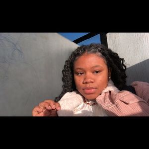 Meet your Posher, Sydney